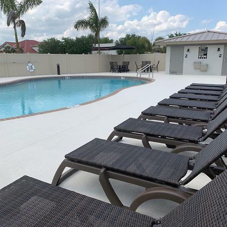 Mainstay Suites Sarasota I-75 Fruitville Екстериор снимка
