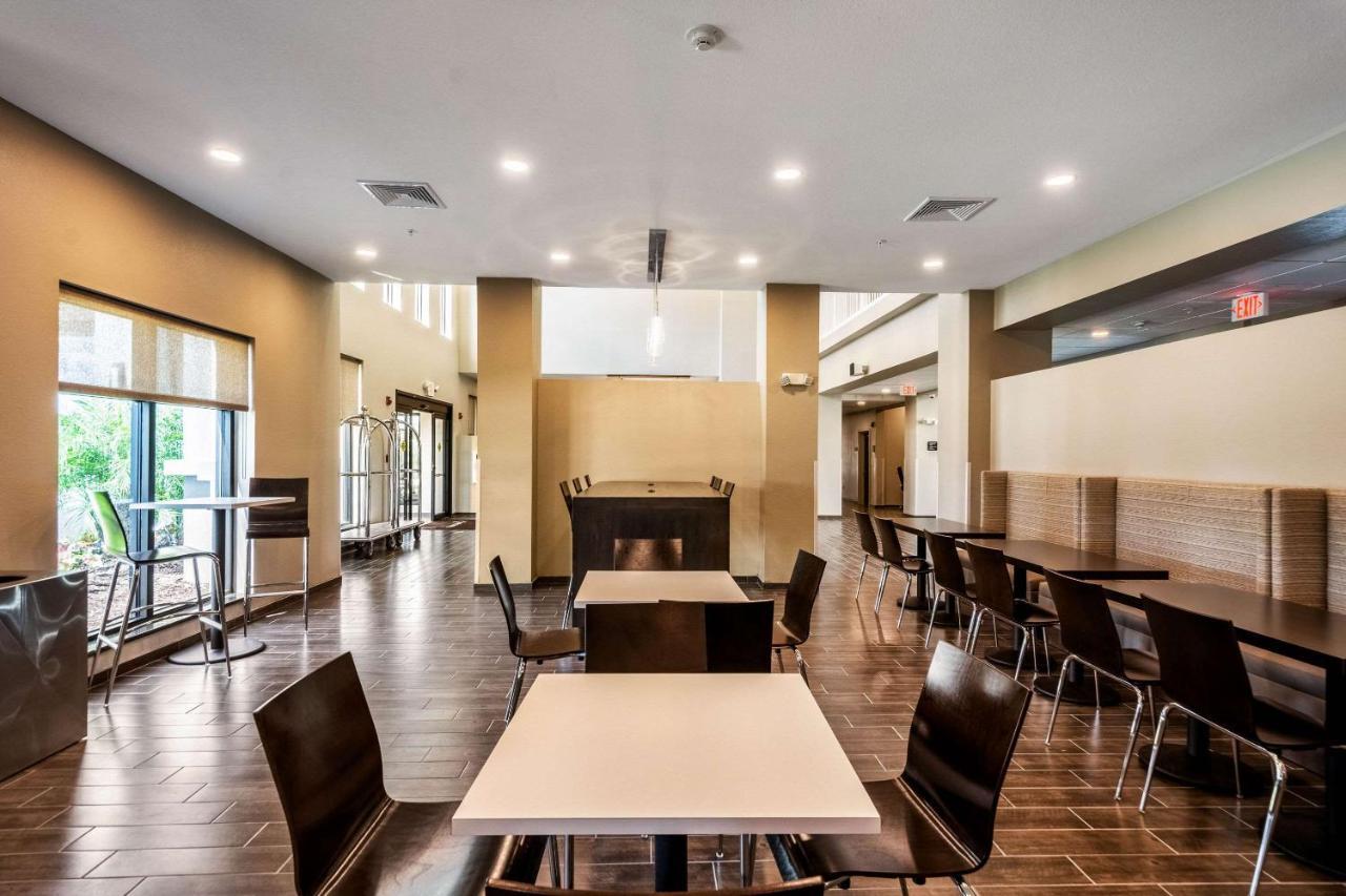 Mainstay Suites Sarasota I-75 Fruitville Екстериор снимка