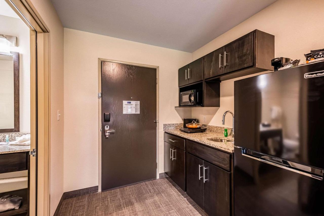 Mainstay Suites Sarasota I-75 Fruitville Екстериор снимка