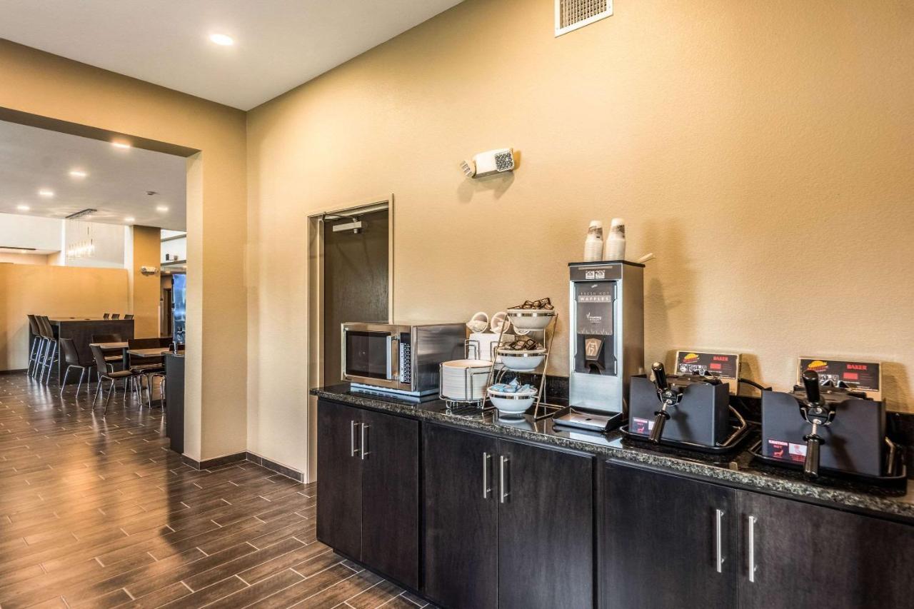 Mainstay Suites Sarasota I-75 Fruitville Екстериор снимка